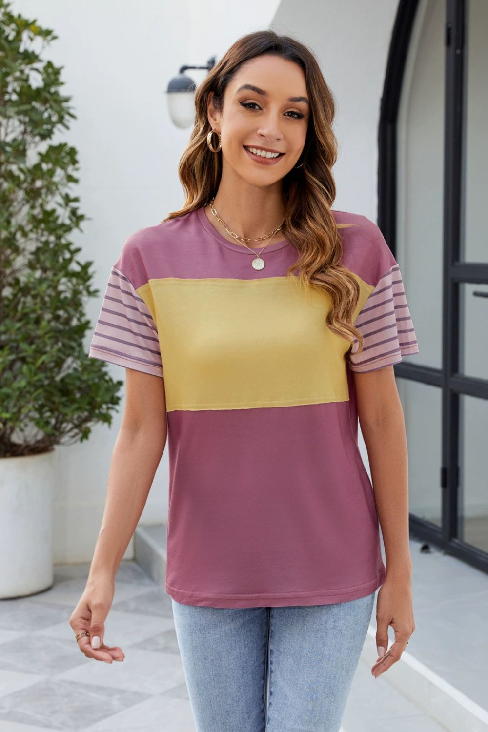 Color Block Round Neck Short Sleeve T-Shirt