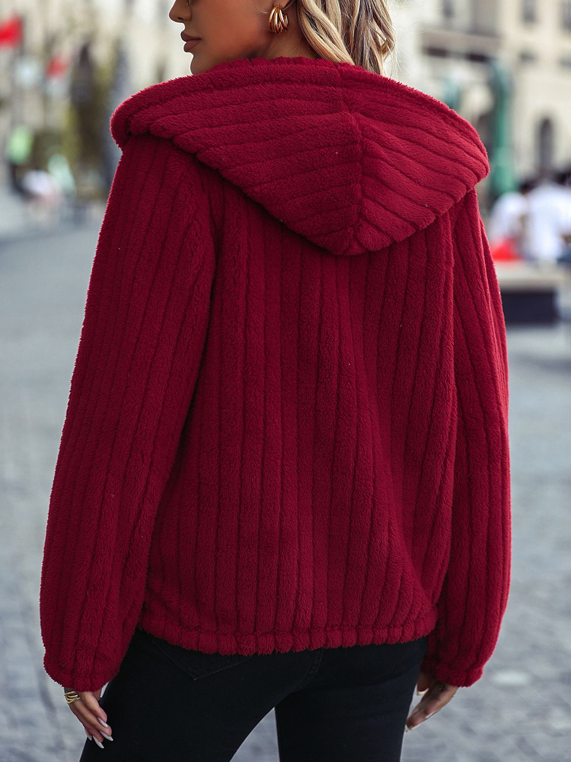 272b8db4d963491a8a907c50ca9539c2-Max