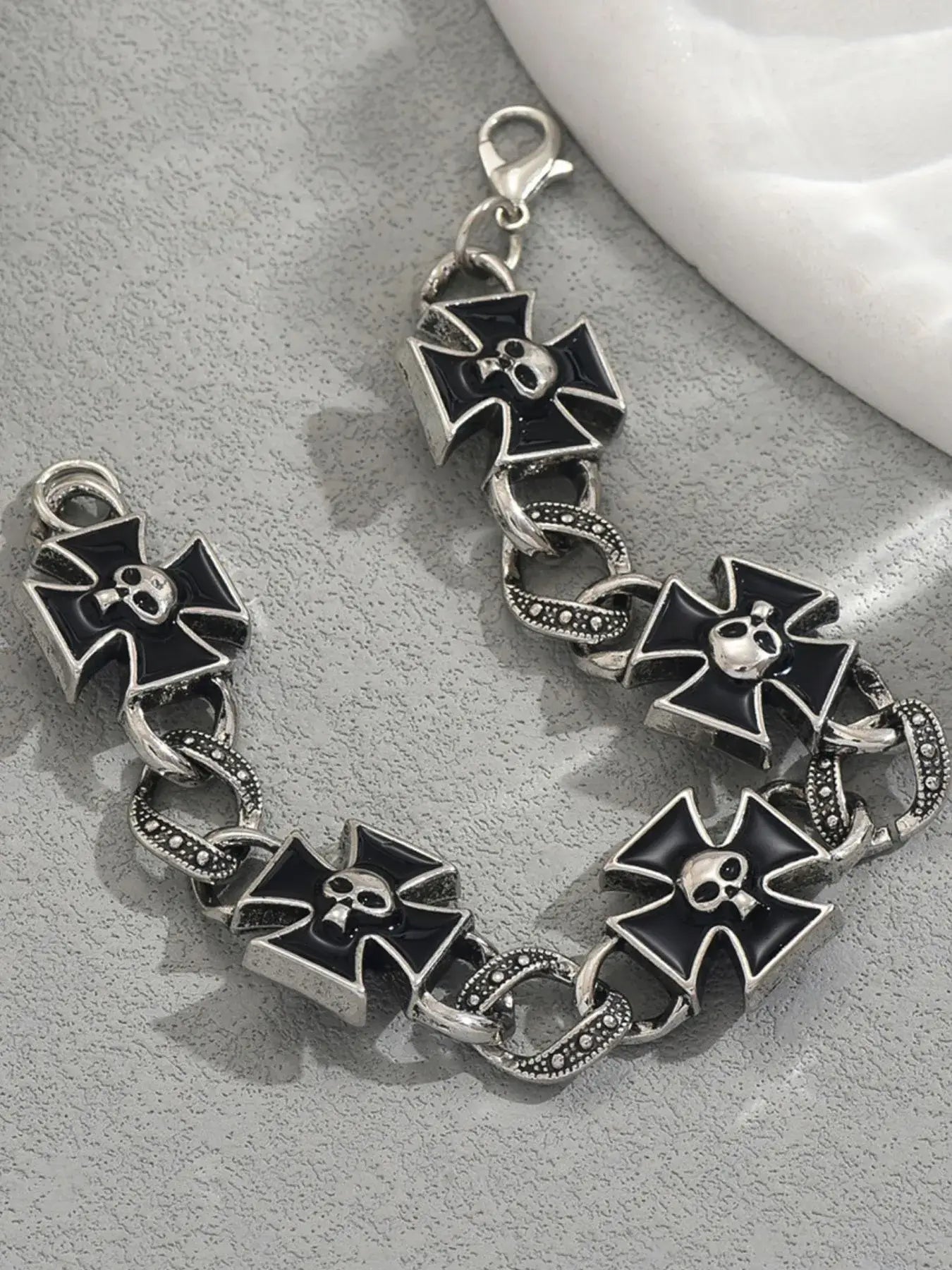 Gothic Skull Cross Chain Bracelet | Stylish Jewelry