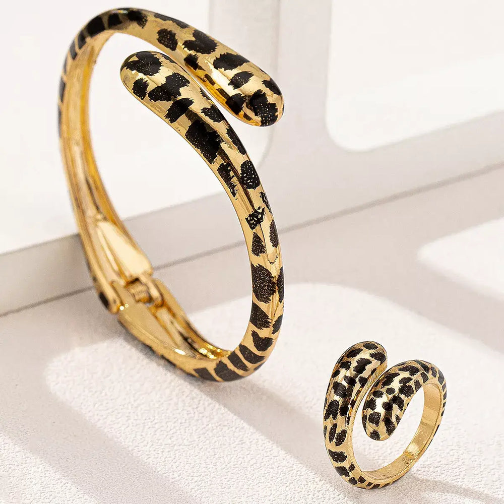 18K Gold-Plated Leopard Bypass Ring and Bracelet Jewelry Set
