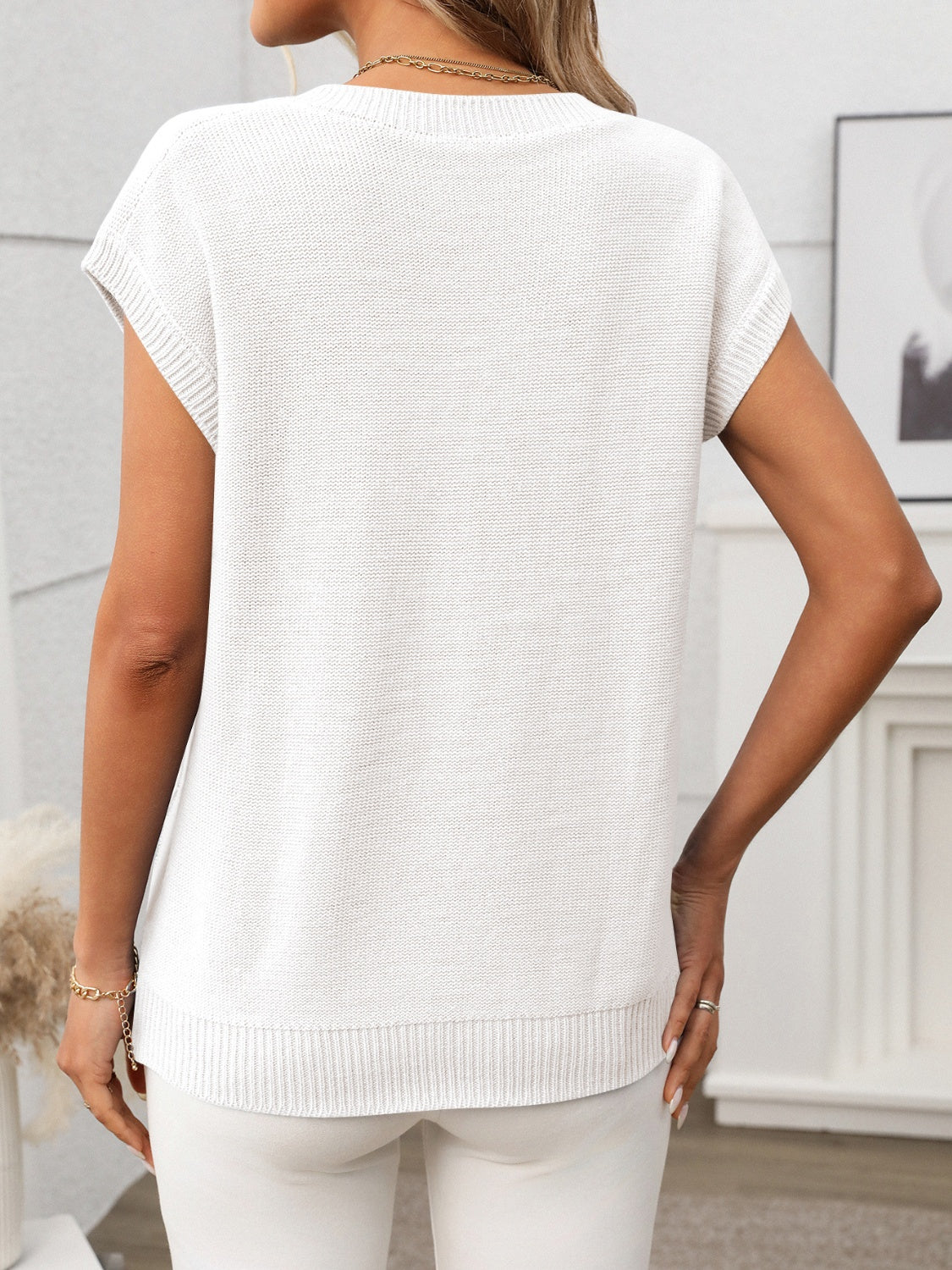 Cable-Knit V-Neck Short Sleeve Knit Top