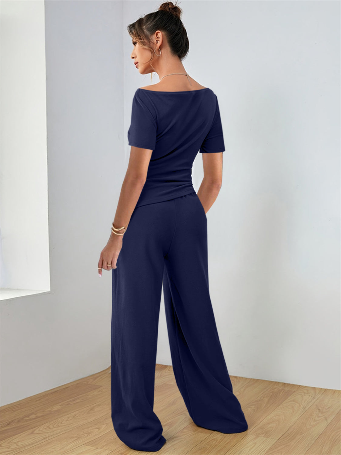 Round Neck Short Sleeve T-Shirt and Pants Set